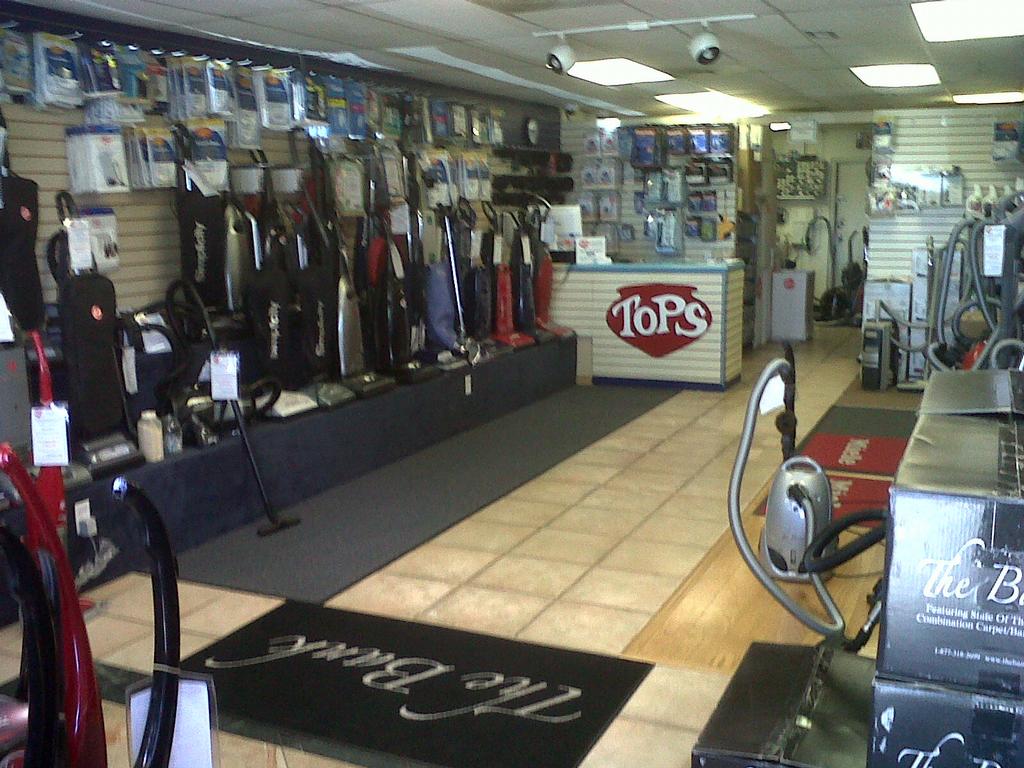 Tops Vacuum & Sewing Sarasota FL 34239 9419262699